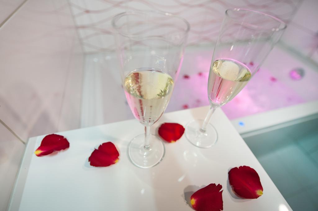 Honeymoon Ruterra Studio Praha Rom bilde