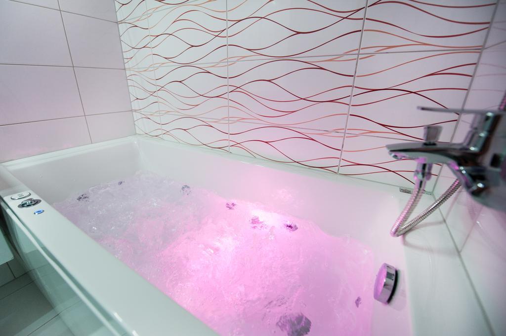 Honeymoon Ruterra Studio Praha Rom bilde